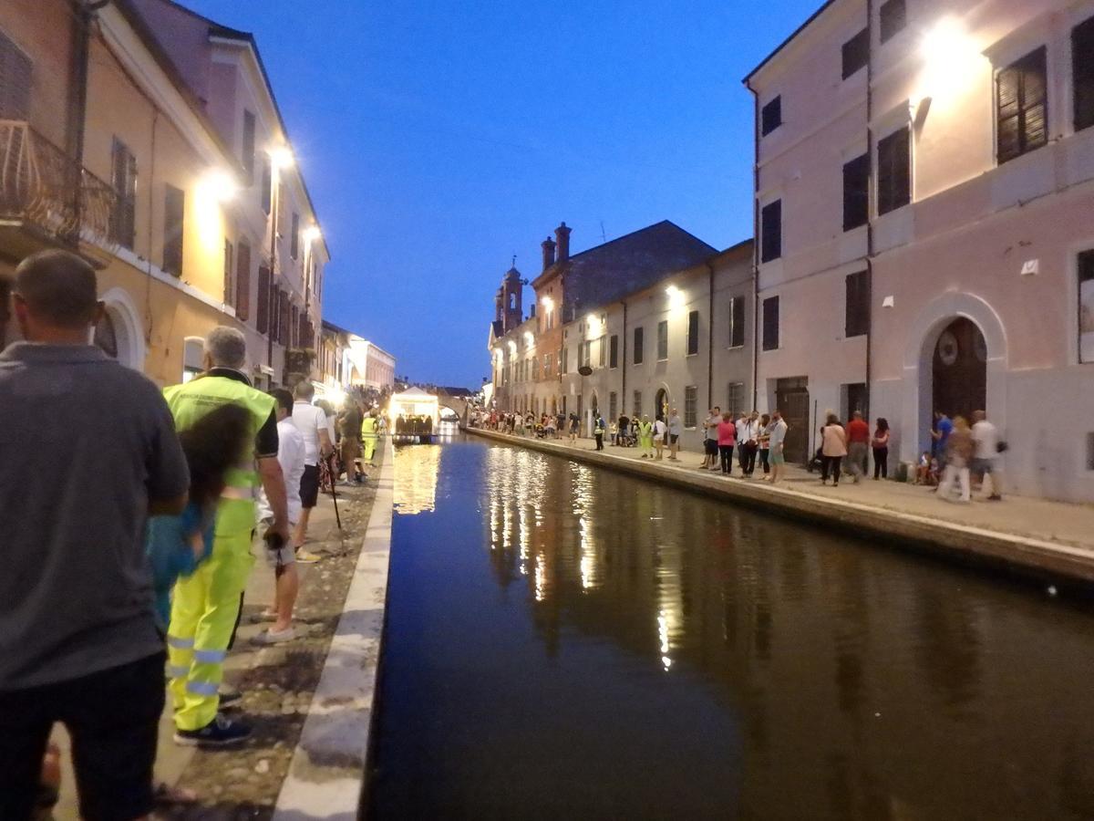 Esperia 23 Apartment ลิโด ดี ปอมโปซา ภายนอก รูปภาพ